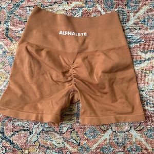 Alphalete amplify shorts